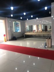 臨安服務區(qū)停車場全方位評價