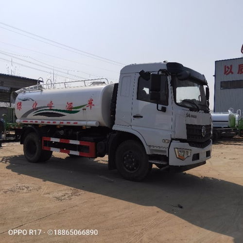 東風(fēng)十噸多功能灑水車 大型環(huán)衛(wèi)重器，護(hù)航綠色征程