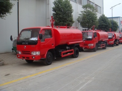 東風(fēng)5噸灑水車性能詳解與市場(chǎng)價(jià)格狀況——工程機(jī)械欄目真誠分享