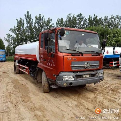 現(xiàn)車出售 工廠礦區(qū)與城鎮(zhèn)環(huán)衛(wèi)灑水車一站式選購(gòu)指南